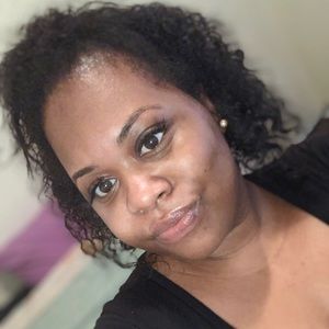 Meet your Posher, Latrice